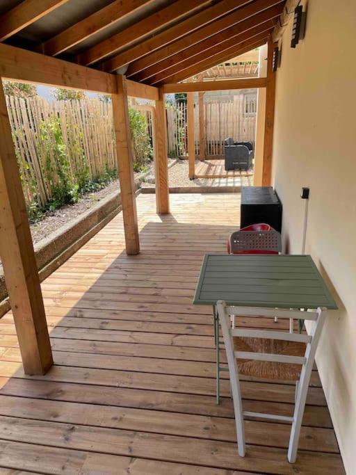 פלורק Petite Maison Avec Jardin Au Calme מראה חיצוני תמונה